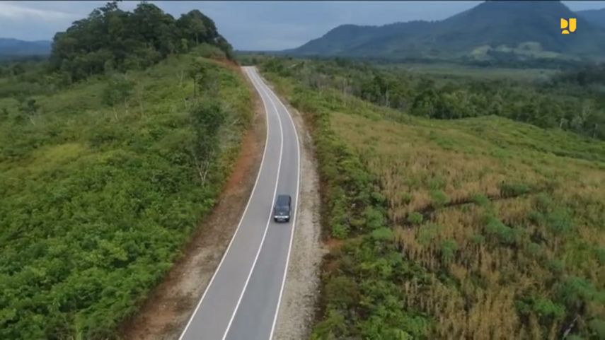Kabar Gembira! Kementerian PUPR Target Jalan Perbatasan Kalimantan Barat-Kalimantan Timur Rampung Akhir 2024