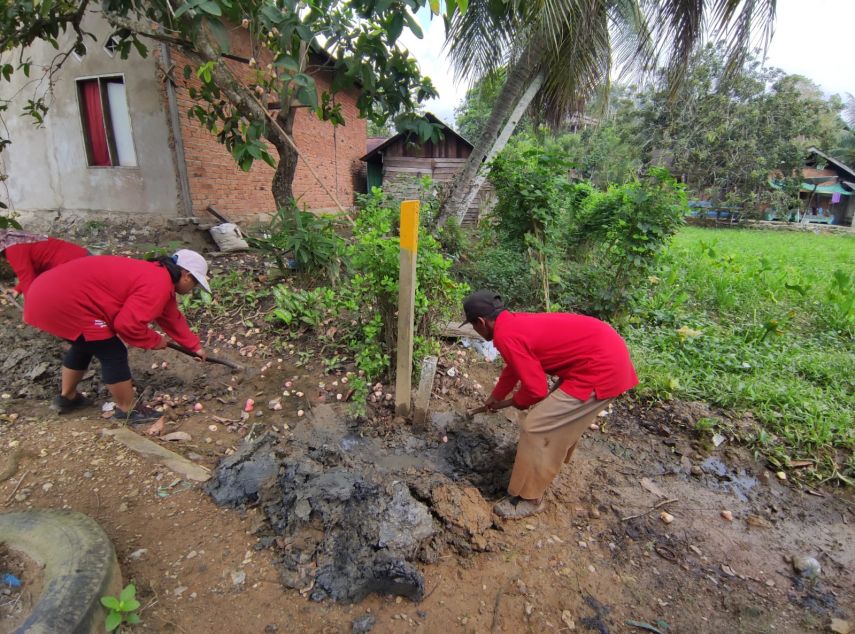 Apresiasi Program Padat Karya, Sekcam Tenggarong: Upaya Cegah Banjir hingga Kemandirian Peternakan