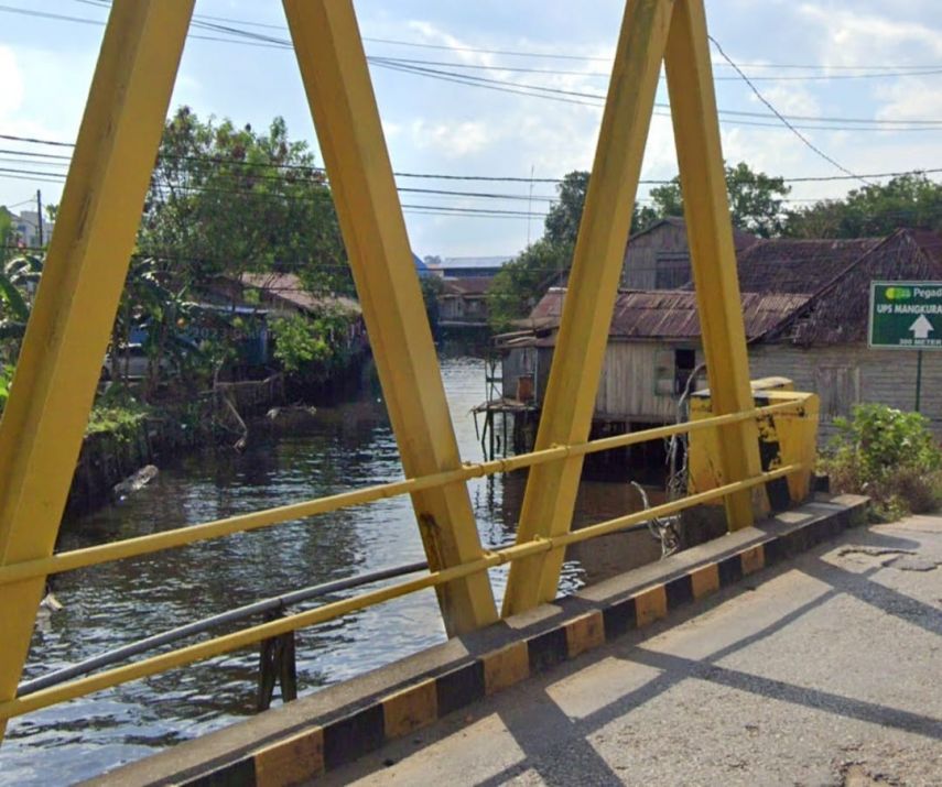 Normalisasi Anak Sungai di Mangkurawang: Upaya Atasi Banjir dan Tingkatkan Produktivitas Petani