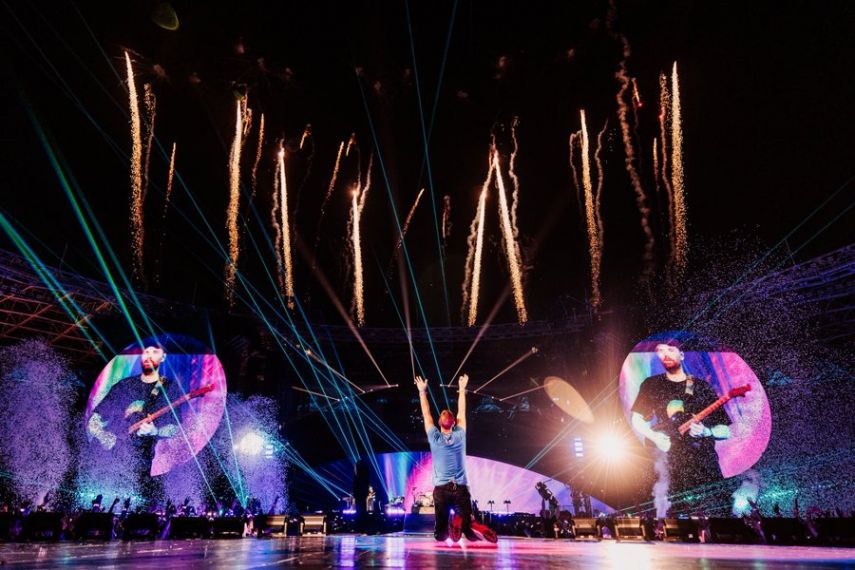 Berikut 7 Momen Konser Coldplay Jakarta 2023, Ada Pantun dari Chris Martin