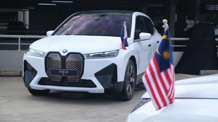 Mobil BMW Bekas Presiden Jokowi di KTT ASEAN 2023 Banyak Dicari