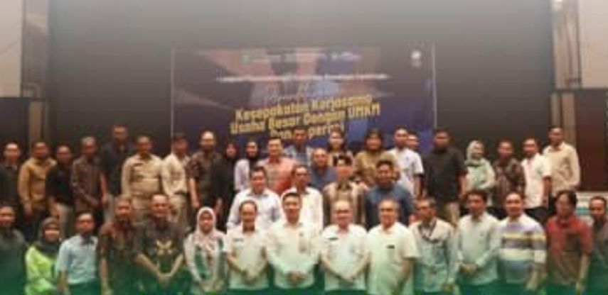 DPMPTSP Kaltim Tanda Tangani Komitmen Progam Kemitraan dengan 54 Pelaku Usaha Besar di Kukar