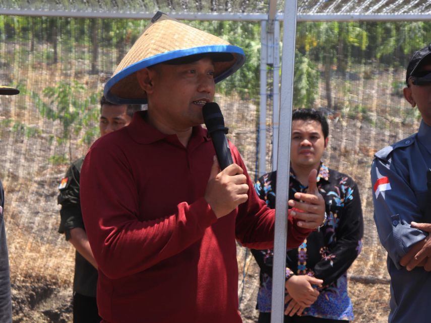 Hadiri Panen Raya, Seno Aji Beri Bantuan John Deere dan Hand Traktor untuk Menunjang Potensi Pertanian di Samboja