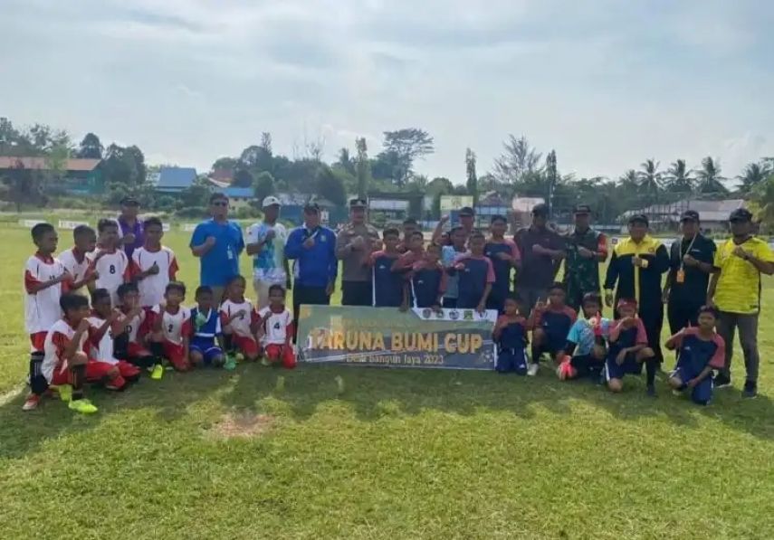 Hadiri Bola Mini Soccer U-12 Taruna Bumi Cup di Kaliorang, Adi Sutianto Harap Bisa Lahirkan Pesepakbola Andal dari Kutim