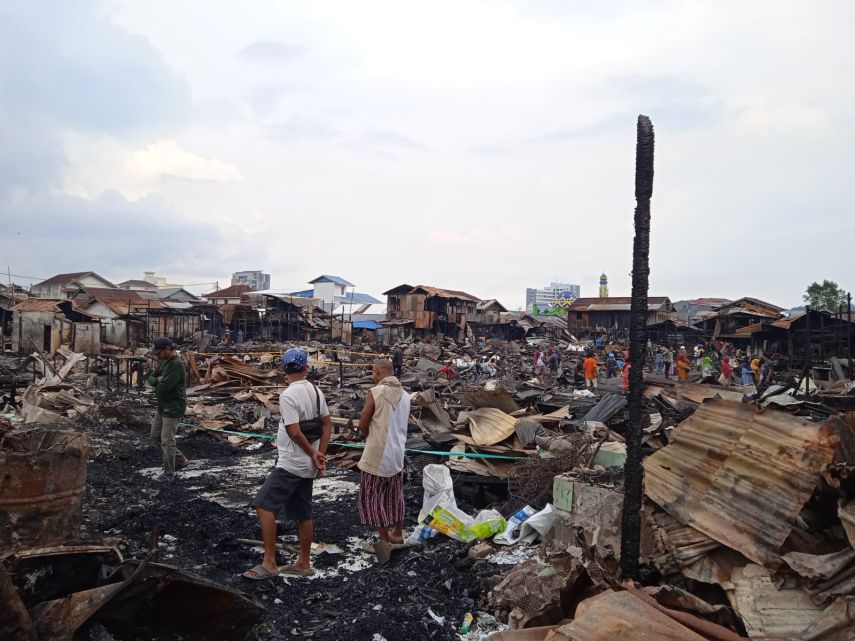 Kisah Penuh Haru Korban Kebakaran Jalan Dr. Soetomo Samarinda: Hanya Bawa Baju di Badan