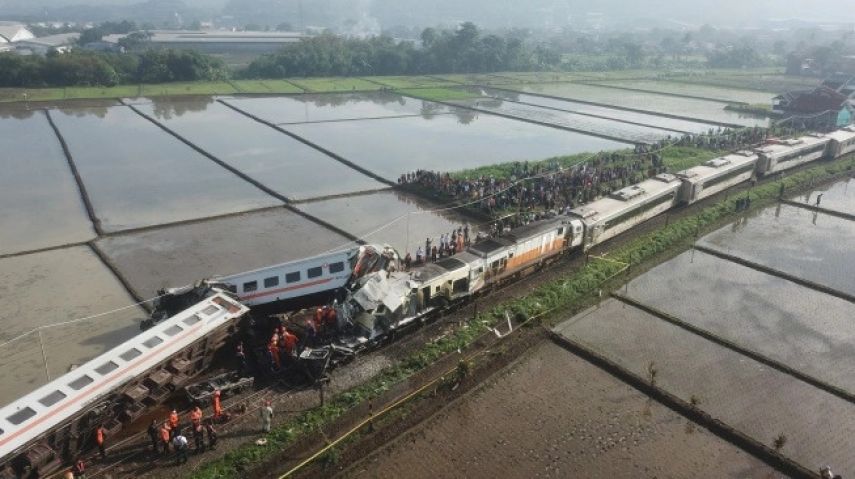 Kecelakaan Kereta Api Turangga vs Lokal Bandung Raya di Cicalengka: 3 Tewas, Puluhan Luka-Luka