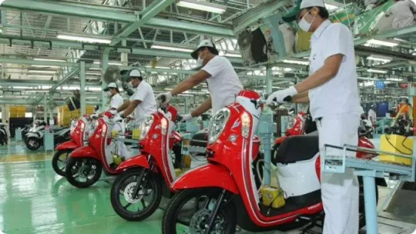 Indonesia Memasuki Musim Pancaroba, Berikut Cara Merawat Ban Motor Agar Tetap Aman Digunakan!