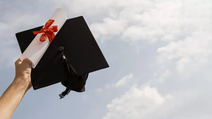 Apa Syarat Daftar Beasiswa Kaltim 2024? Bantuan Biaya Mahasiswa yang Sedang Menyusun Skripsi/Tesis/Disertasi