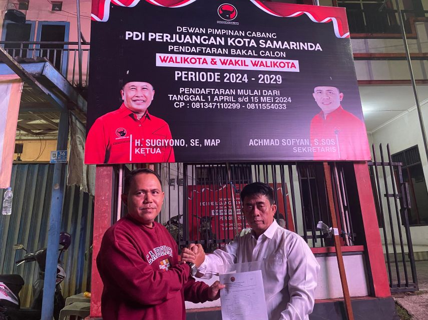 Diwakili Tim, Politikus Gerindra Kaltim Agus Suwandi Ambil Formulir Pendaftaran Calon Wali Kota Samarinda di DPC PDIP