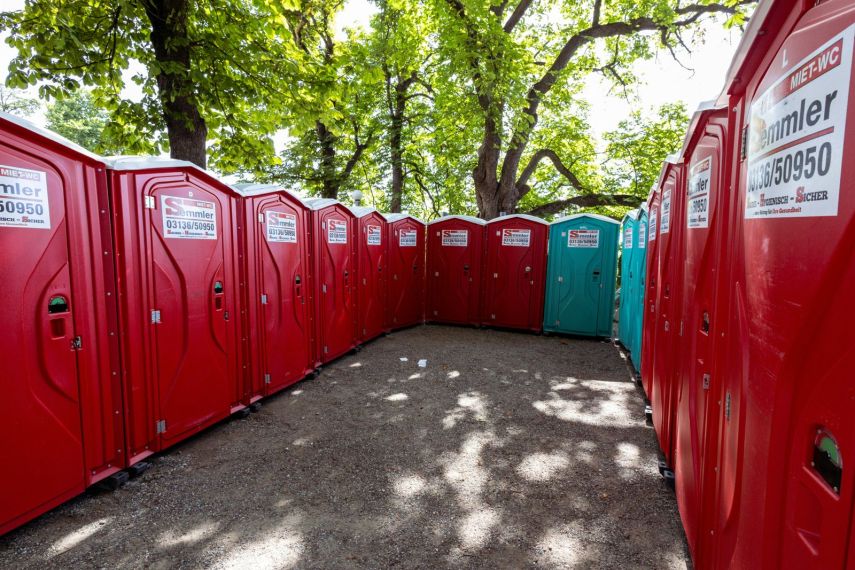 DLH PPU Upayakan Penambahan Toilet Umum Portable untuk Kegiatan Pemerintah Daerah