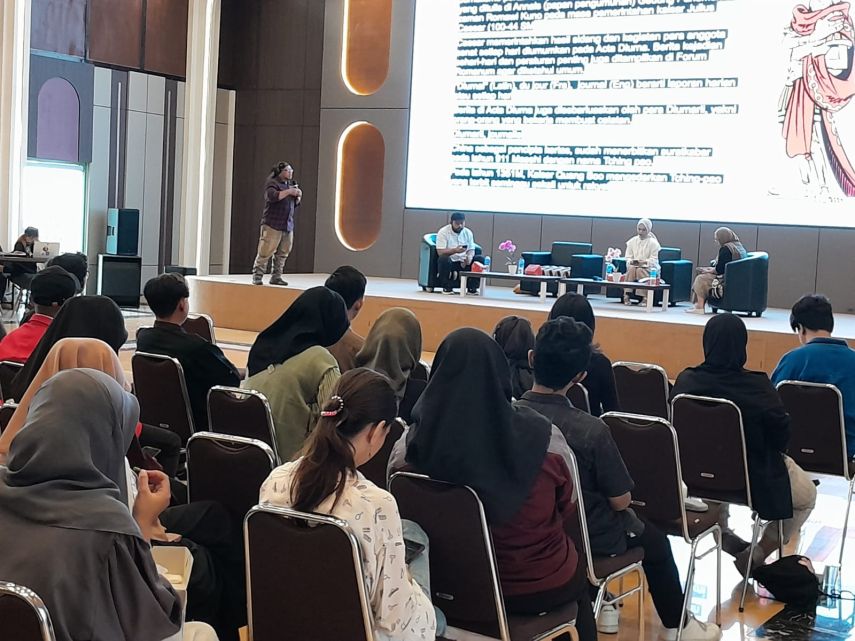 Seminar AJI Balikpapan Goes to Campus: Pentingnya Saring Sebelum Sharing
