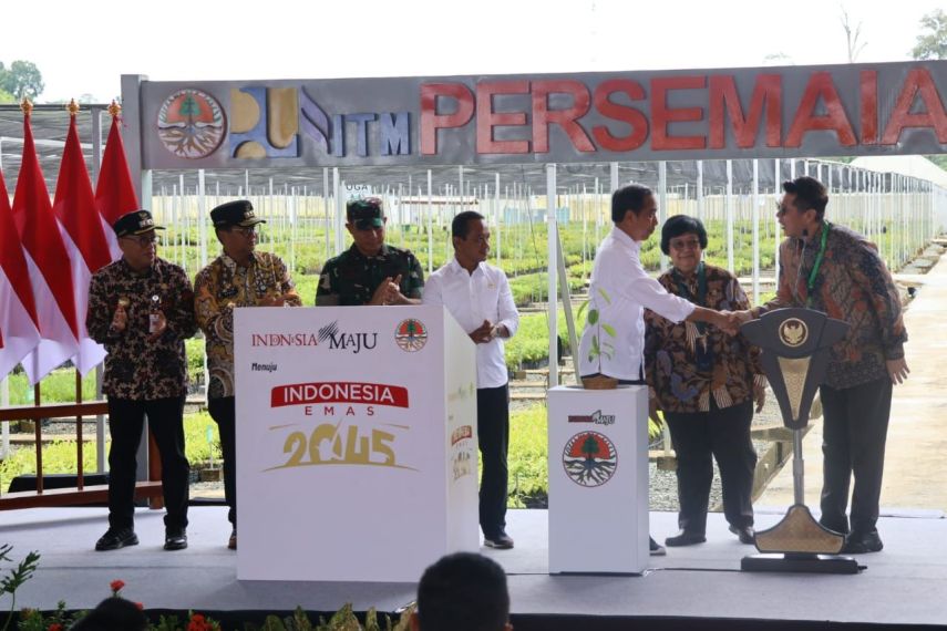 Pj Bupati PPU Dampingi Jokowi Resmikan Persemaian Mentawir di IKN