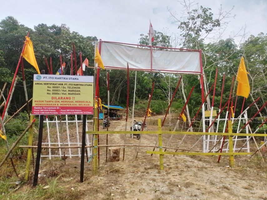 WALHI dan Warga Desa Telemow Hadiri Sidang Sengketa Tanah di PTUN Samarinda 