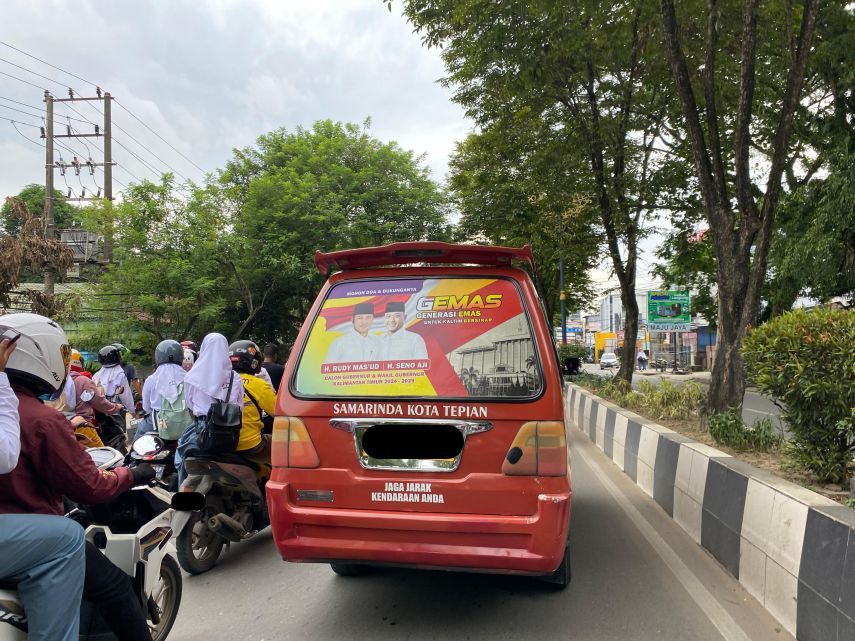 Belum Masuk Tahapan Kampanye, Bawaslu: Penertiban Stiker Bacalon Pilkada di Angkot Wewenang Pemerintah Daerah