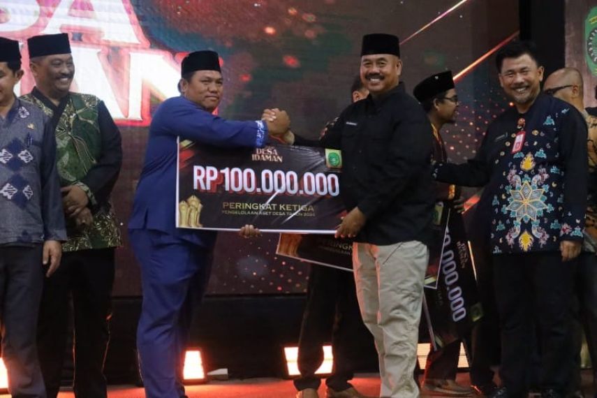 14 Desa di Kukar Terima Penghargaan Anugerah Desa Idaman 2024