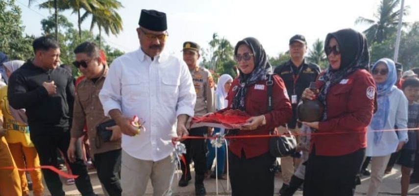 Bupati Kukar Resmikan Jembatan Penghubung Antar Desa di Anggana, Tingkatkan Mobilitas dan Ekonomi Lokal