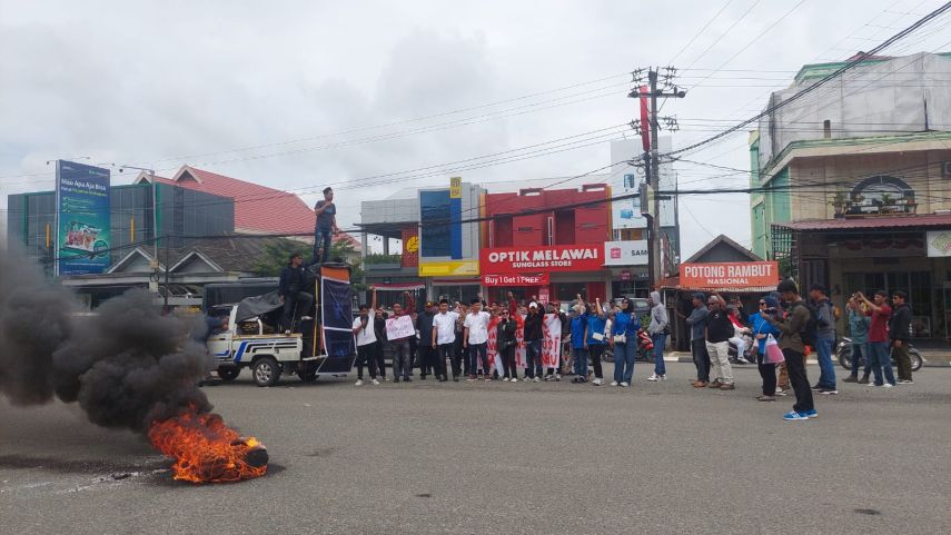 Dua Anggota DPRD Bontang Ikut Aksi Kawal Putusan MK 