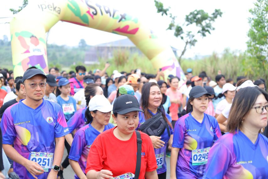 Ribuan Peserta Ramaikan IPEKA Arunika 5K Fun Run, Ajak Masyarakat Balikpapan Terapkan Gaya Hidup Sehat