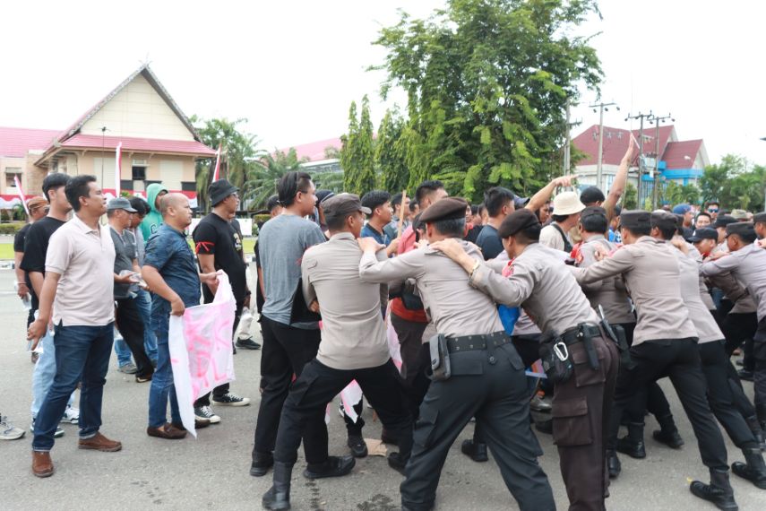 Simulasi Sispamkota, Upaya Polres Berau Antisipasi Kerusuhan Pilkada