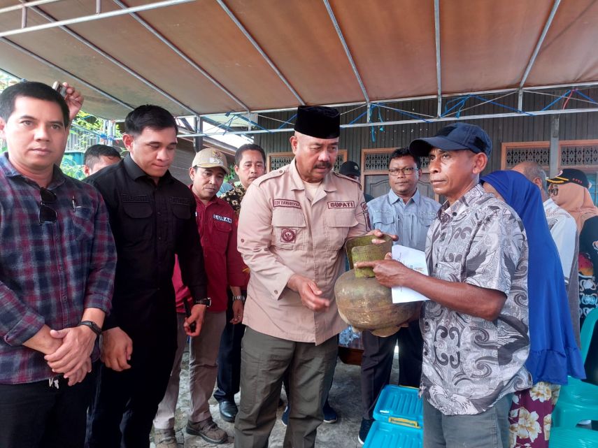 Kebakaran di Gunung Belah Telan Korban Jiwa, Bupati Kukar Gerak Cepat Salurkan Bantuan