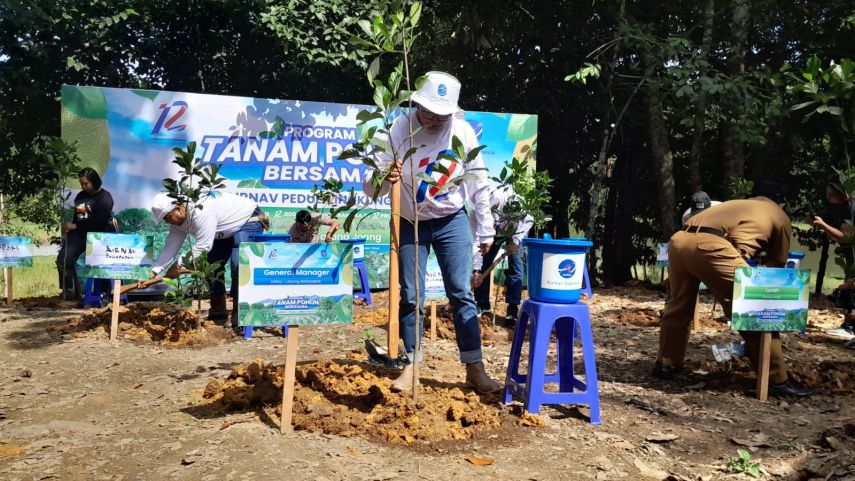 Kurangi Emisi Karbon, AirNav Indonesia Tanam 12.000 Bibit Pohon di 12 Provinsi