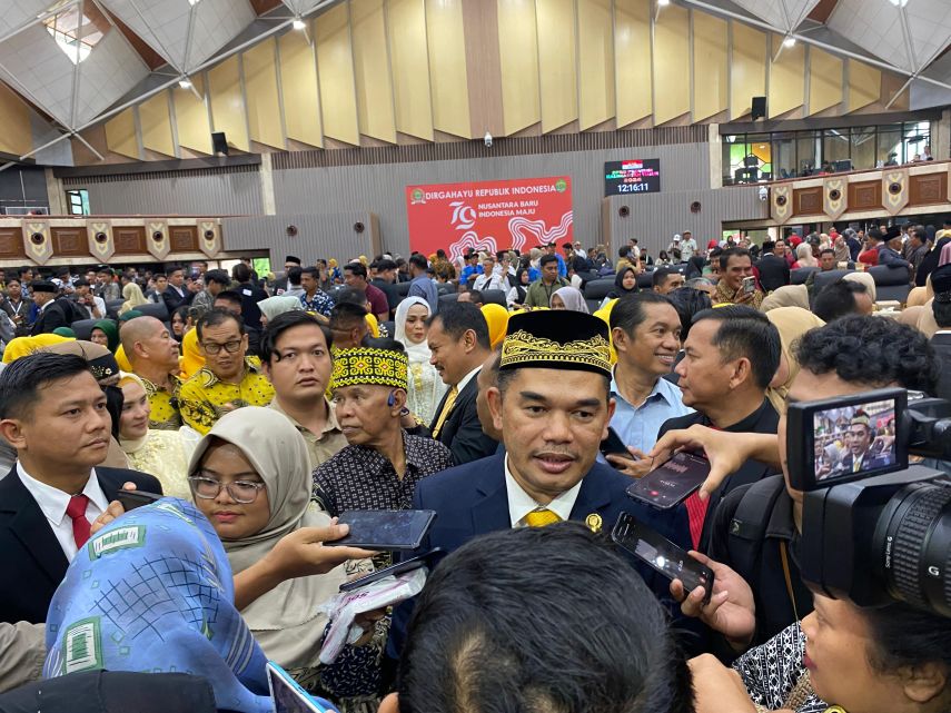 Hasanuddin Mas'ud dari Partai Golkar Jadi Ketua DPRD Kaltim Sementara