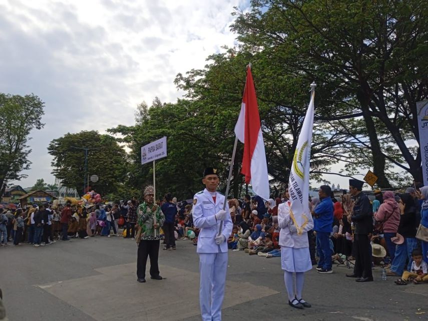 Pj Gubernur Kaltim Akmal Malik Buka Pawai Ta'aruf MTQN ke-30, Diikuti 26 Provinsi se-Indonesia