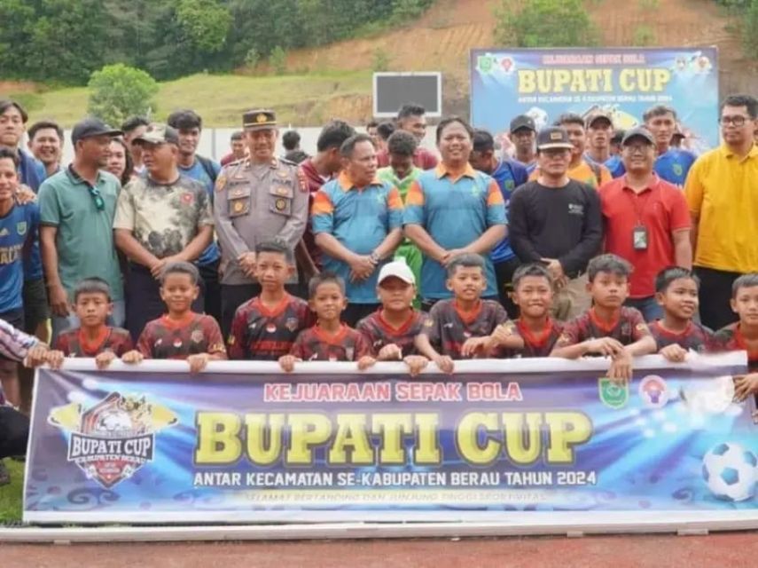 Rayakan HUT ke-71 Kabupaten Berau, Pemkab Berau Gelar Pertandingan Sepak Bola antar Kecamatan