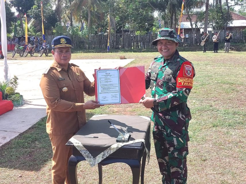 Pjs Bupati Kukar Apresiasi TNI dalam Program TMMD ke-122 di Desa Kerta Buana