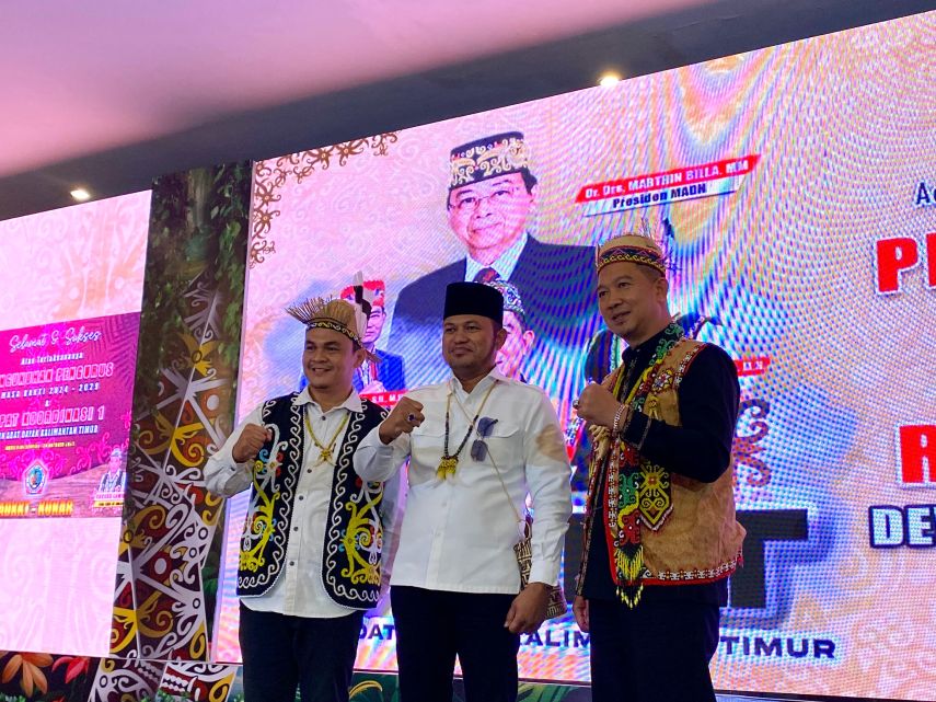 Resmi Dilantik, Victor Yuan Pimpin Dewan Adat Dayak Kaltim Periode 2024-2029