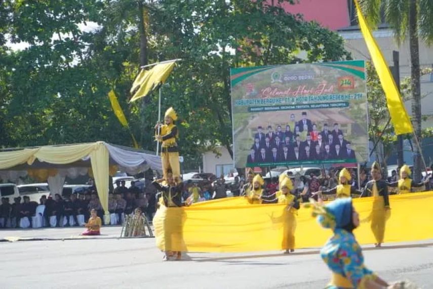 Puncak Peringatan HUT Berau dan Kota Tanjung Redeb Dimeriahkan Tari Kolosal oleh Pelajar