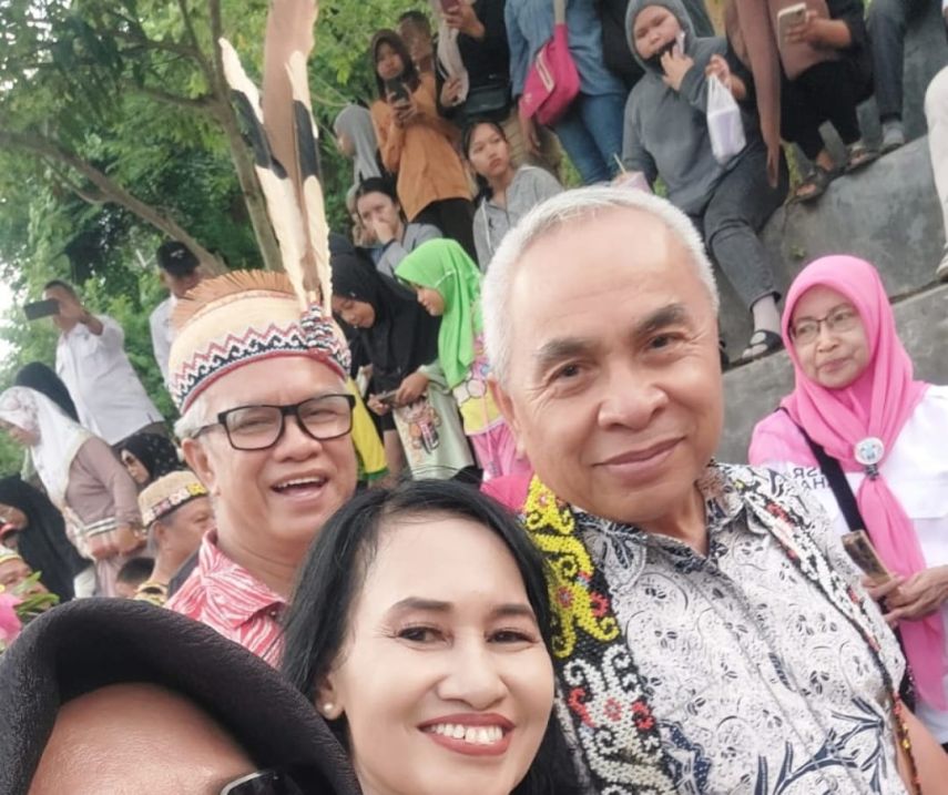 Dukungan Masyarakat Dayak Semakin Menguat untuk Isran-Hadi Jelang Hari Pencoblosan