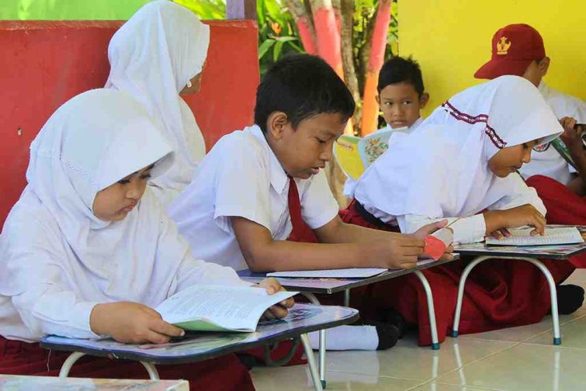 Andi Singkeru Imbau Guru Tidak Menaikkan Siswa yang Belum Bisa Membaca