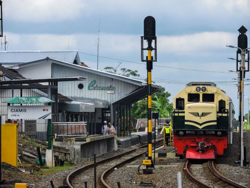 Pemerintah Tawarkan Diskon 50% untuk Perjalanan Direct Train Saat Libur Natal dan Tahun Baru 2024