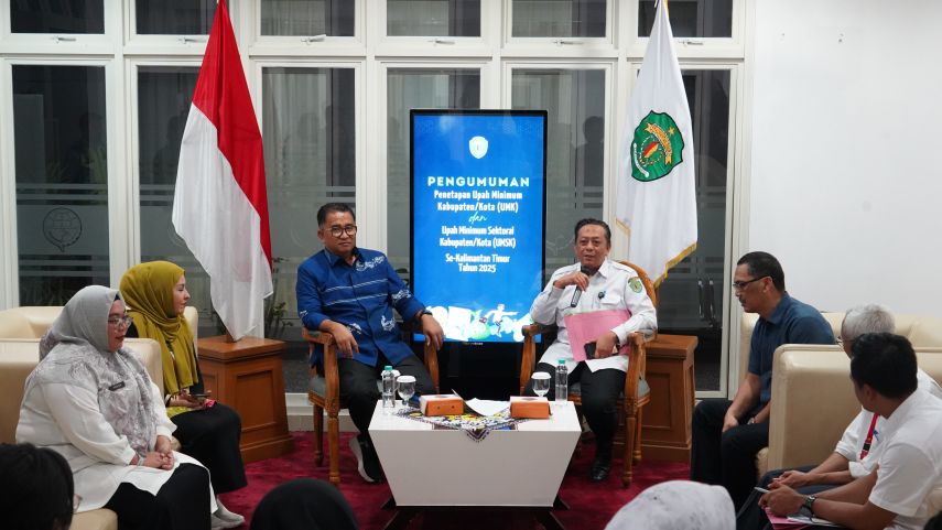 Pj Gubernur Kaltim Umumkan Kenaikan UMSK 2025 di 7 Kabupaten/Kota, Kota Bontang Catat Upah Sektoral Tertinggi