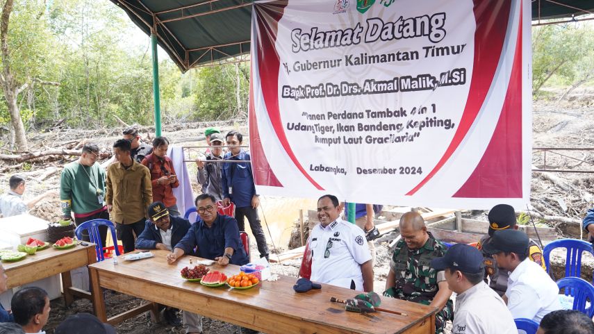 Panen Perdana Tambak 4 in 1 Dorong Ketahanan Pangan dan Program Makan Gratis