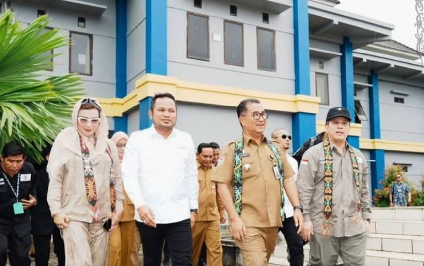 Akmal Malik Tinjau Simulasi Makan Bergizi Gratis di SLB Tenggarong, Rudy Mas’ud dan Istri Ikut Hadir