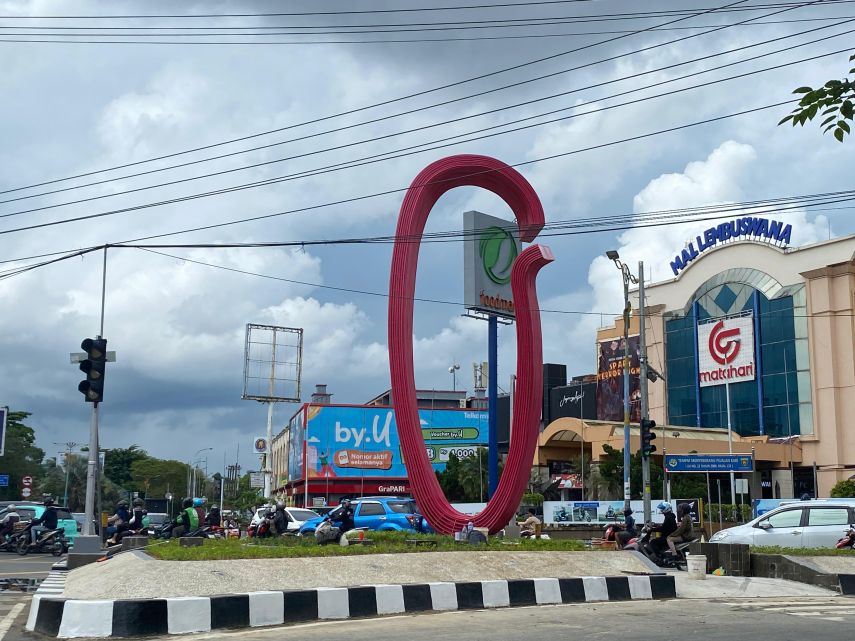 Pengamat Kritik Tugu Pesut Simpang Lembuswana Samarinda Telan Anggaran Rp 1,1 M, Tekankan Keterbukaan Informasi Publik