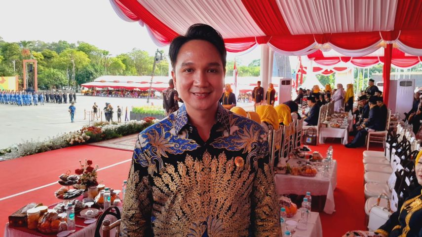 Adam Dustin Terima Penghargaan dari Pemkot Balikpapan Bidang Entrepreneur 