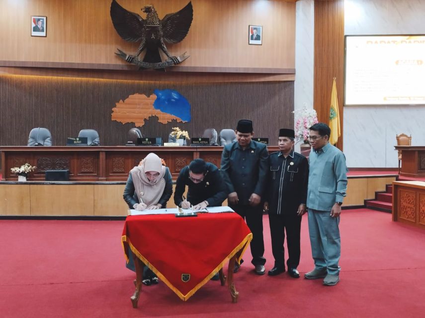 DPRD Berau Tandatangani Nota Kesepakatan Propemperda 2025