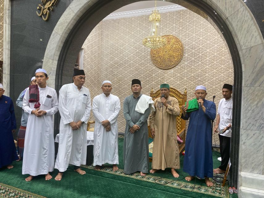 Rudy Mas'ud Janji Godok Program Umroh Gratis untuk Marbot Masjid, Sebut Perlu Ada Sertifikasi agar Tepat Sasaran