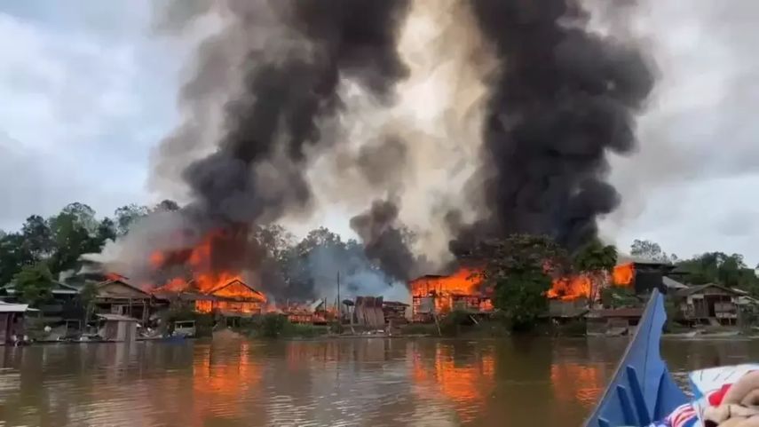 Kebakaran Hebat di Kutai Barat, 24 Bangunan Hangus, Kerugian Capai Rp 5 Miliar