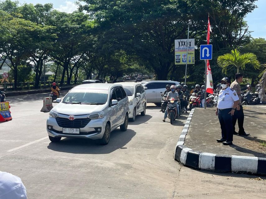 Sempat Ditutup, Jembatan Mahakam I Dibuka Lagi Karena Biang Kemacetan