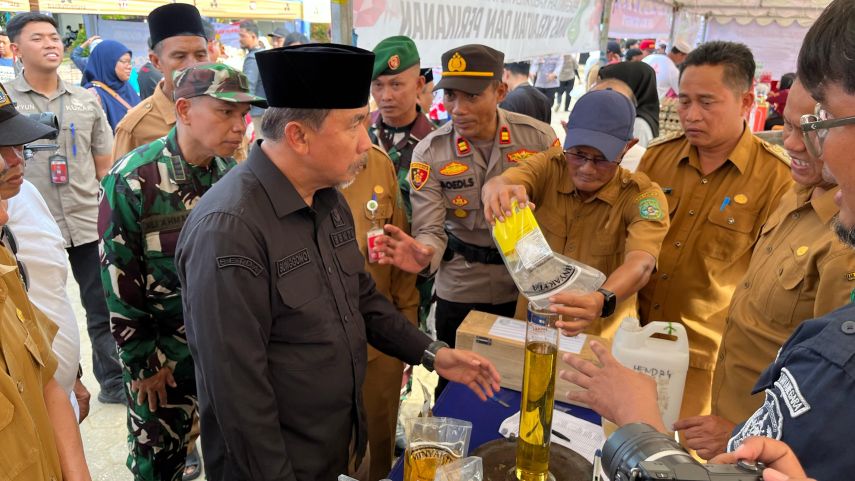 Sekda Kukar Pastikan Minyak Goreng Kemasan di Pasaran Sesuai Takaran, Warga Diminta Tidak Panik