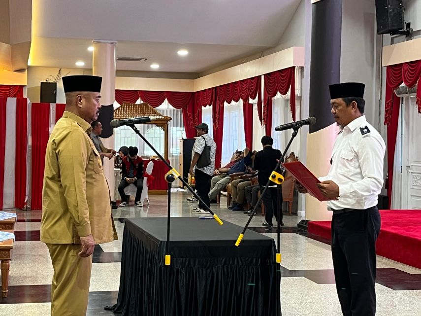Pj. Kades Long Beleh Modang dan 10 BPD PAW Resmi Dilantik, Bupati Kukar Minta Kawal Pemerintahan dan RPJMDes Baru