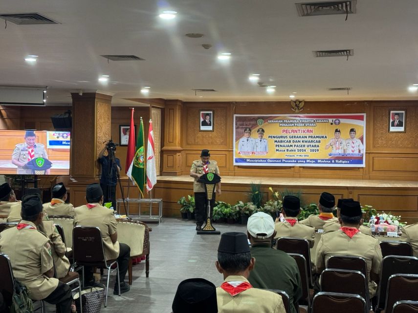 Bupati Lantik Pengurus Mabicab dan Kwarcab PPU, Tegaskan Peran Strategis Pramuka