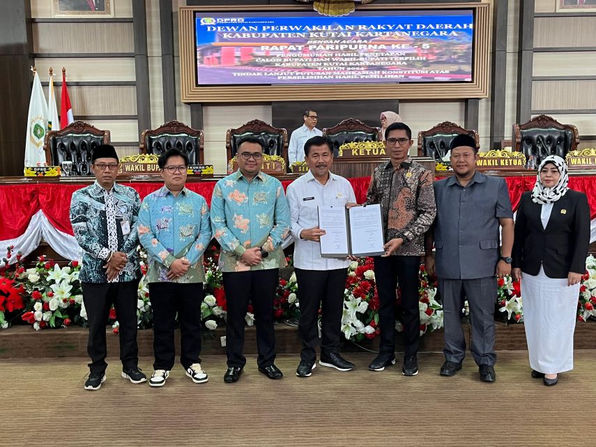 Paripurna ke-5 Jadi Penutup Resmi Pilkada Kukar 2024, Aulia-Rendi Ditetapkan sebagai Bupati-Wakil Bupati Terpilih