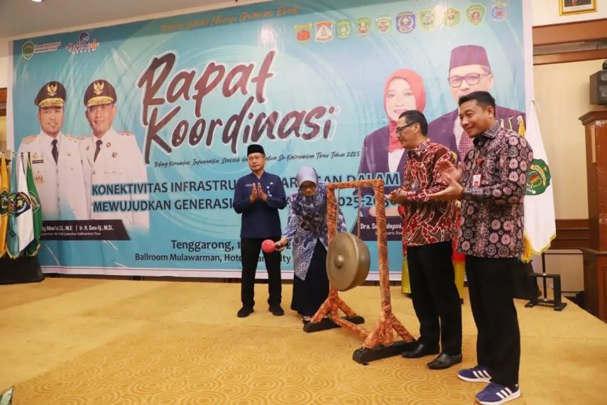 Akses Internet untuk Desa di Kaltim, Pemprov Gunakan Fiber Optic dan Energi Surya