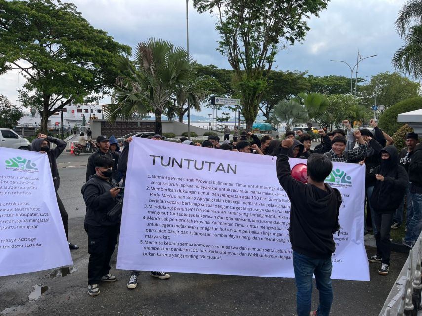 Aliansi Mahasiswa Kaltim Sampaikan Aspirasi di Kantor Gubernur, Kawal Program Gratispol untuk Peningkatan Pendidikan