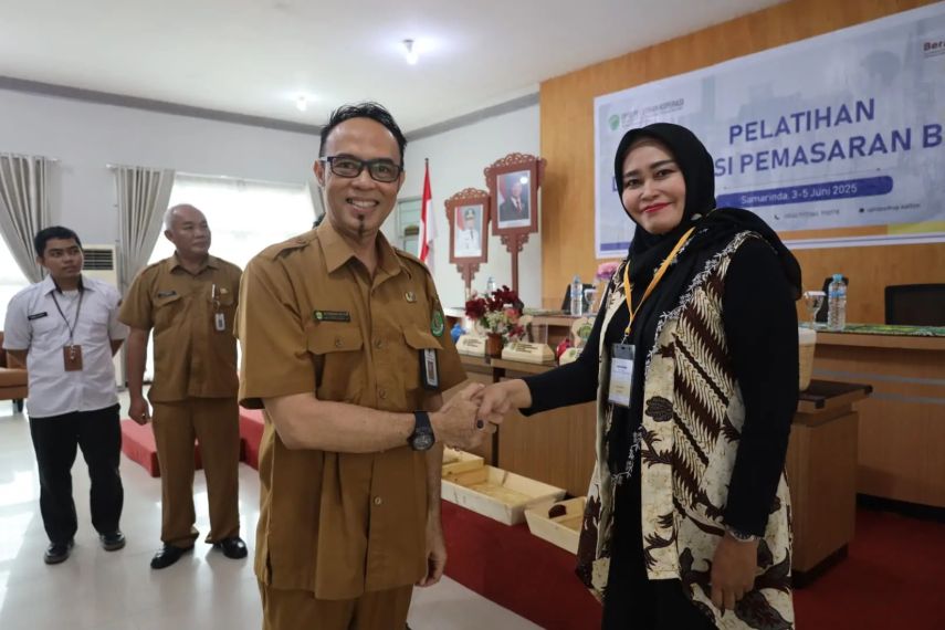 Dorong Transformasi Digital, DPPKUKM Kaltim Gelar Pelatihan Pemasaran Online untuk UKM